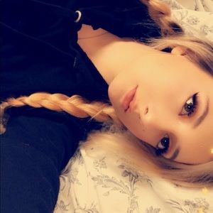 Meet your Posher, Daria